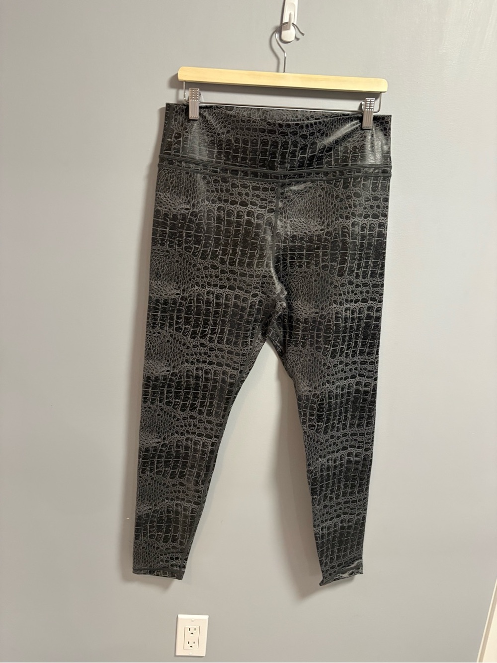 Zyia Leggings